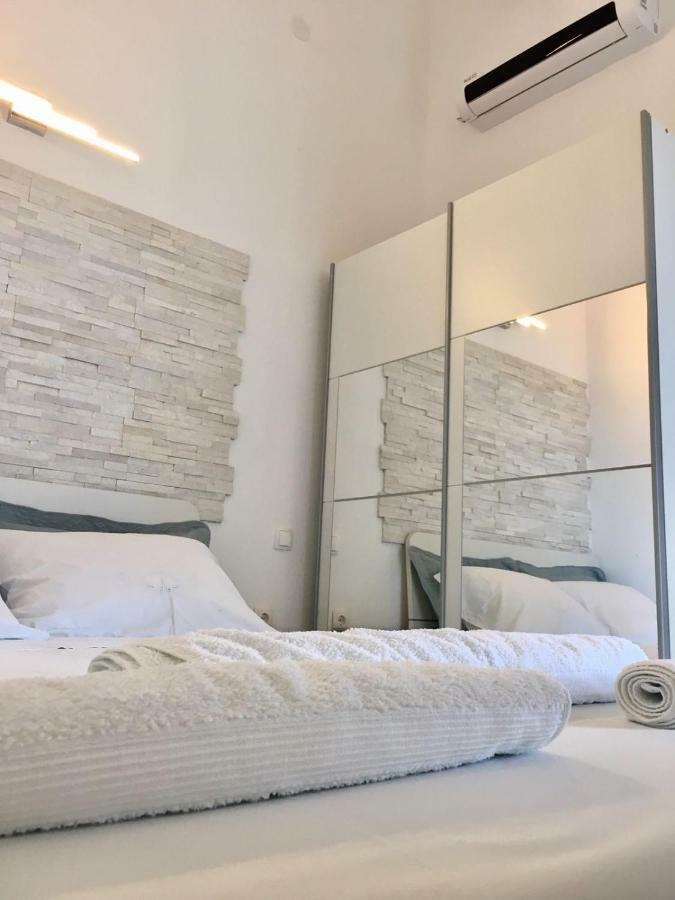Ika Apartments บาร์บินเย ภายนอก รูปภาพ